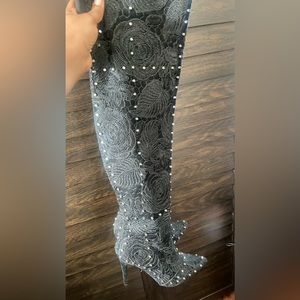 Thigh high boots size 7 1/2